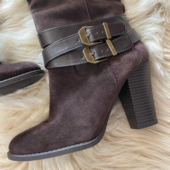 INC International Concepts Jordana Brown Suede Knee High Boots Chunky Heel Sz 5M - Picture 3 of 11